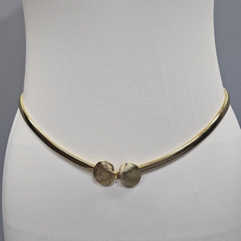 Vintage Mimi Di 1976 Gold Tone Sea Clam Shell Belt Skinny Coil Stretch 29"L